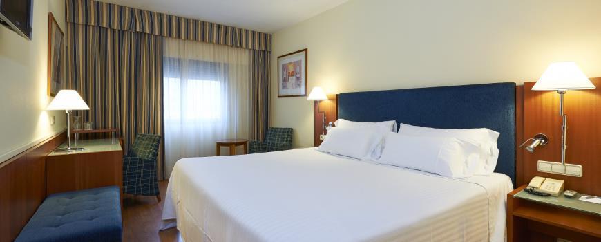 Up Rooms Vic Hotel Exterior foto