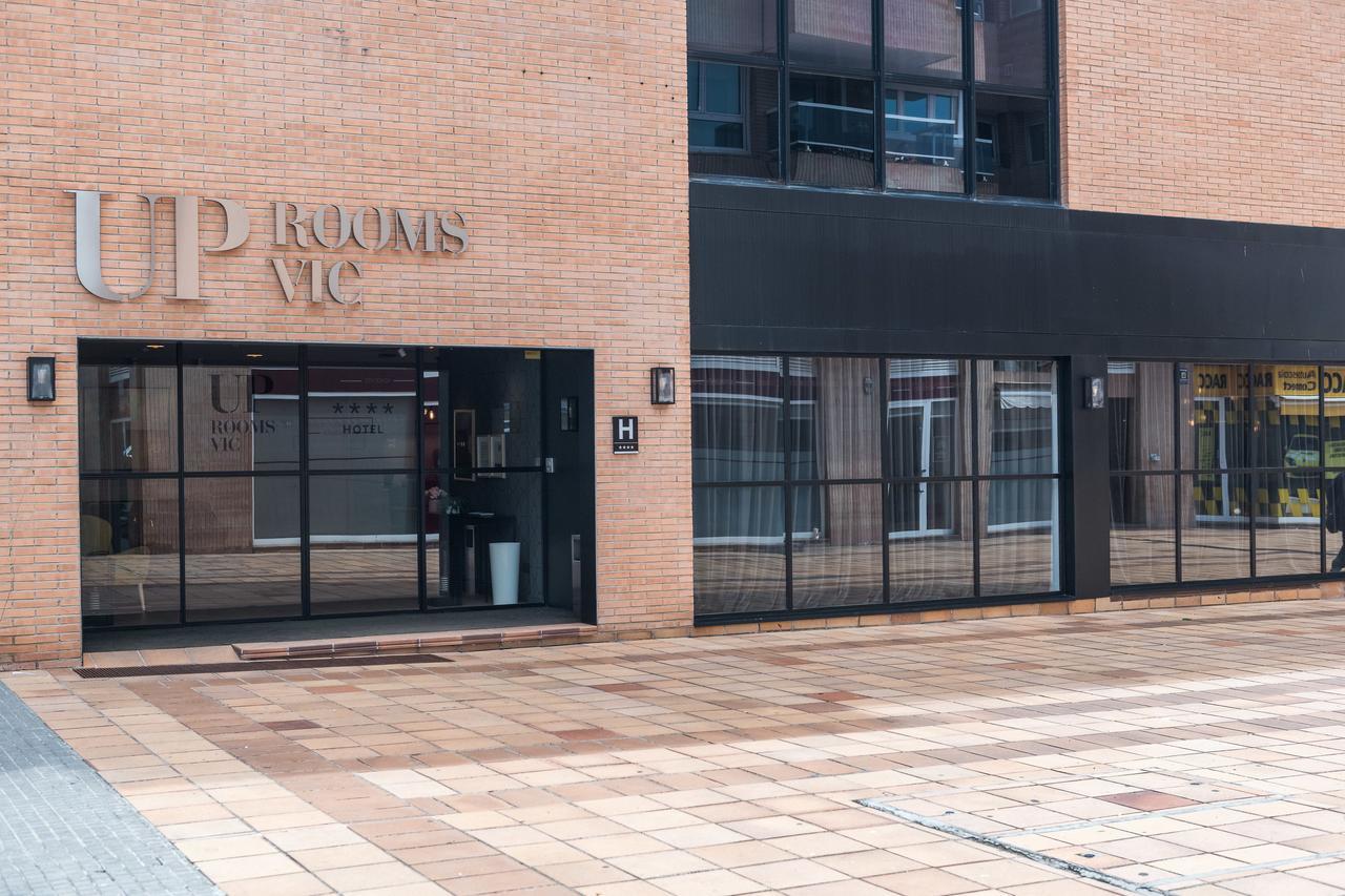 Up Rooms Vic Hotel Exterior foto